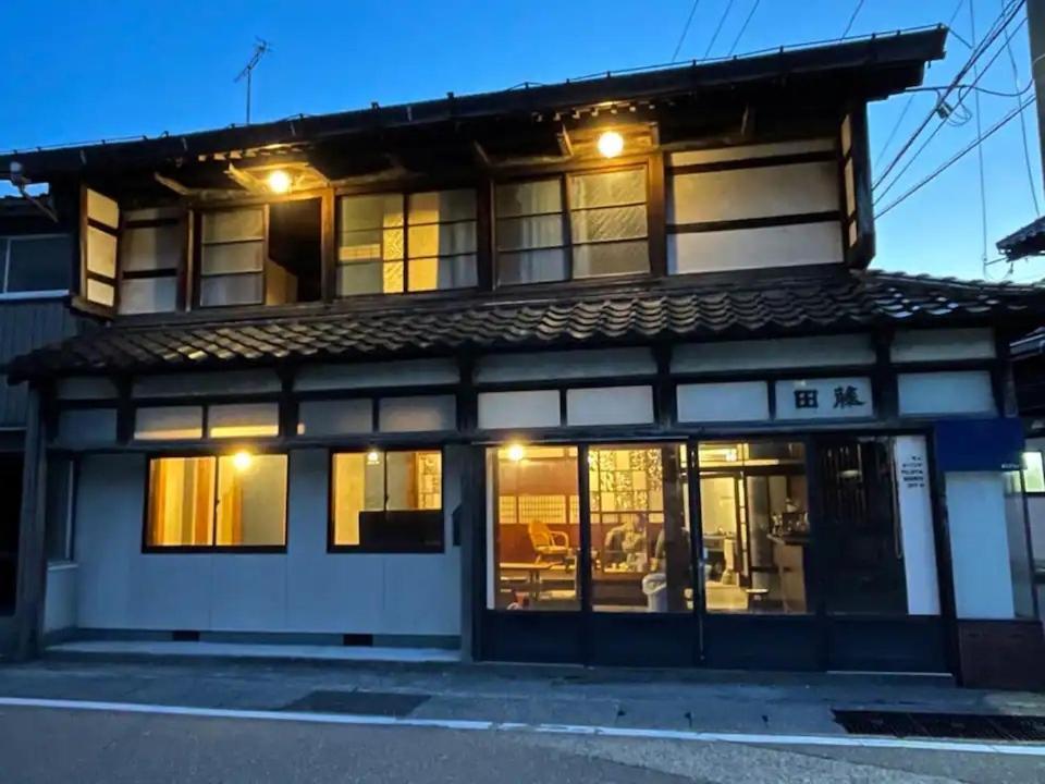 囲炉裏町家guesthouse Fujita 一棟貸切 Villa 無料駐車場 Hakusan Eksteriør bilde